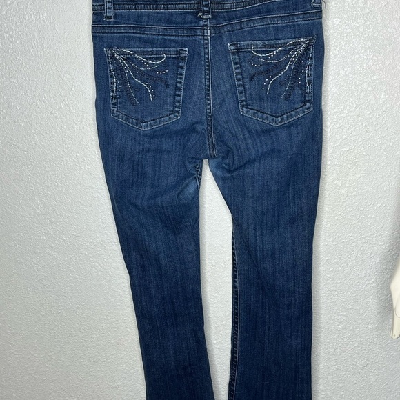 Lee Slender Secret Lower On The Waist Jeans - Picture 4 of 7